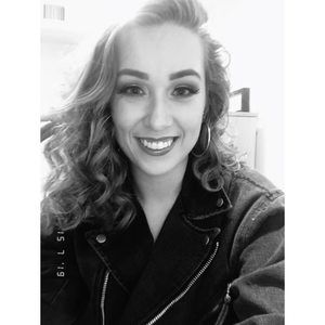 Meet your Posher, Haylee